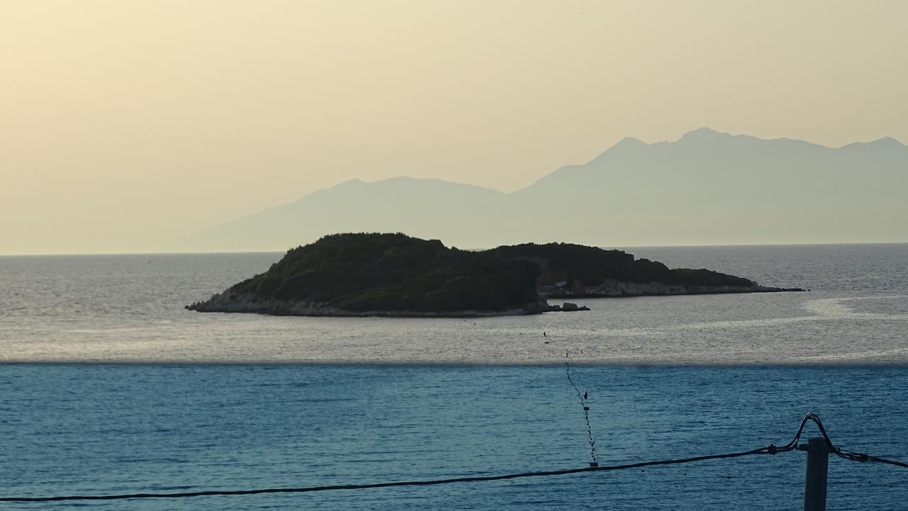 Hotel De Luna Ksamil Exteriér fotografie